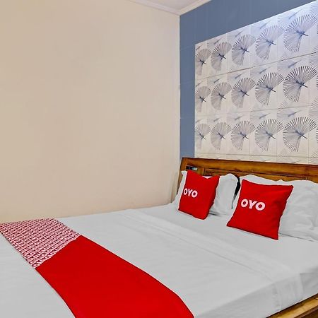 Oyo 90681 Huiz De Rico Guesthouse Syariah Γιογκιακάρτα Εξωτερικό φωτογραφία