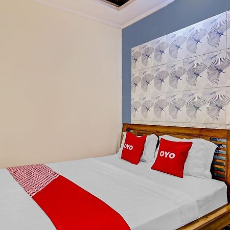 Oyo 90681 Huiz De Rico Guesthouse Syariah Γιογκιακάρτα Εξωτερικό φωτογραφία
