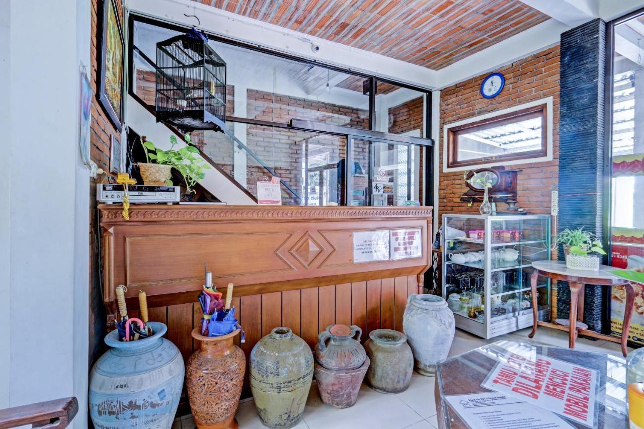 Oyo 90681 Huiz De Rico Guesthouse Syariah Γιογκιακάρτα Εξωτερικό φωτογραφία