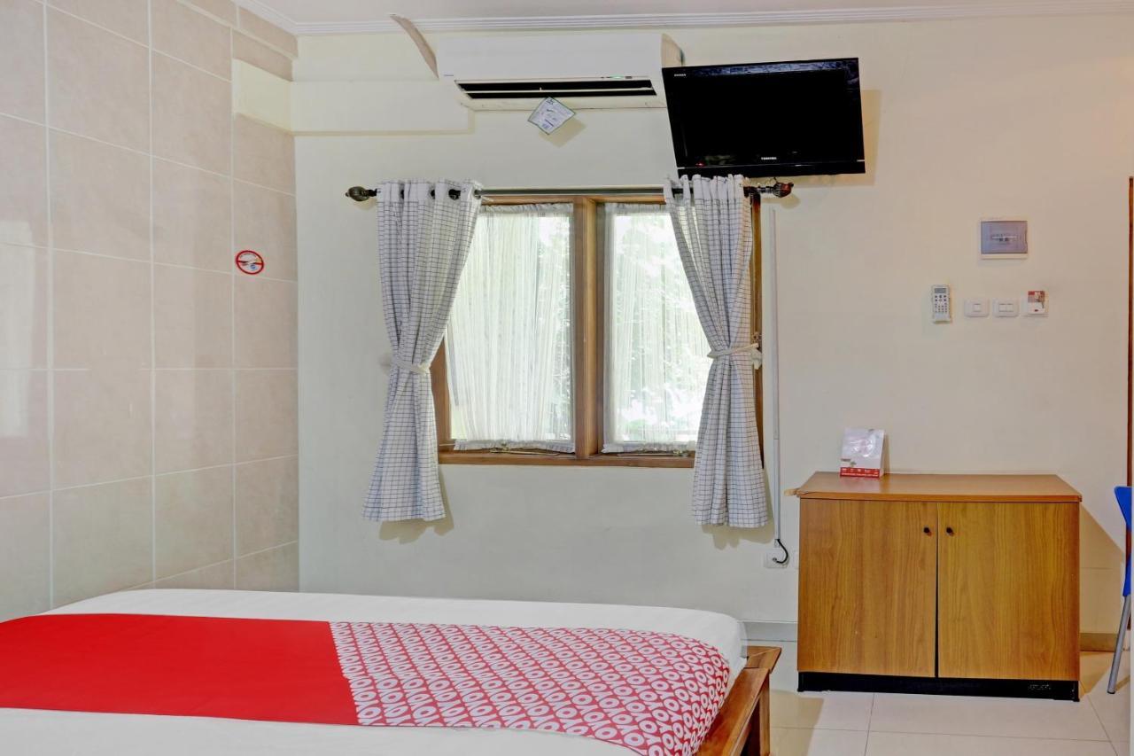 Oyo 90681 Huiz De Rico Guesthouse Syariah Γιογκιακάρτα Εξωτερικό φωτογραφία